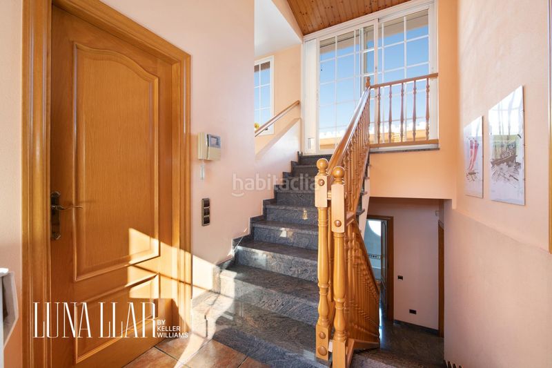 Foto 1f5be064-9483-41c8-ac48-a9b373522ed8. Casa amb calefacció a Bruguers Gavà