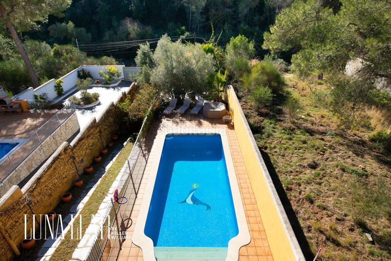 Foto af977d9b-d7d8-44d3-8e86-d741b9bc9662. Casa amb calefacció a Bruguers Gavà