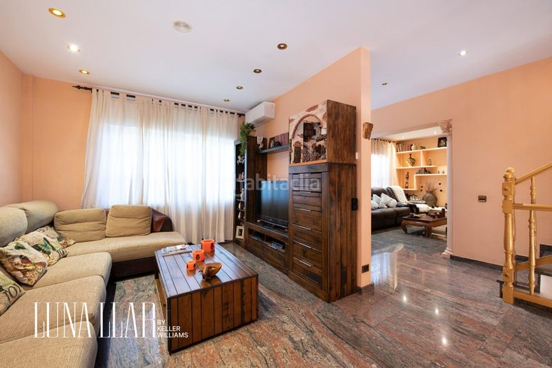 Foto ce67390e-b3d3-4b19-97ef-1942e13c69ce. Casa amb calefacció a Bruguers Gavà