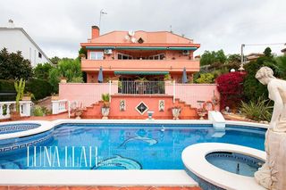 Maison  Gavà - carrer de la farigola. Casa independiente en la sentiu