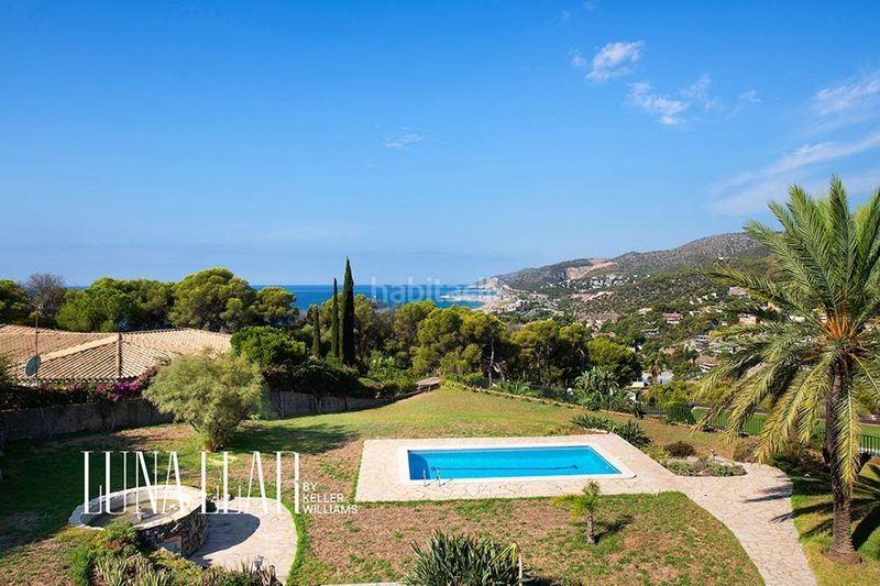 Foto 566ee544-60b2-4fb6-8a25-ce2ca6abaa8c. Casa amb aparcament a Bellamar Castelldefels