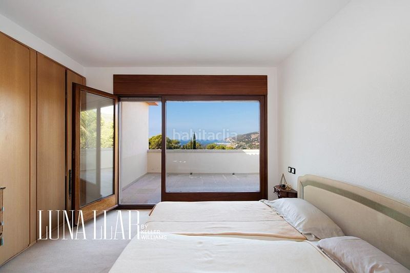 Foto 790318ba-a423-4605-a39a-00fda66e80f5. Casa amb aparcament a Bellamar Castelldefels