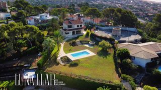 Casa  Castelldefels - torremoruna. Privacidad, terreno y vistas sin límites espectacular casa en ca