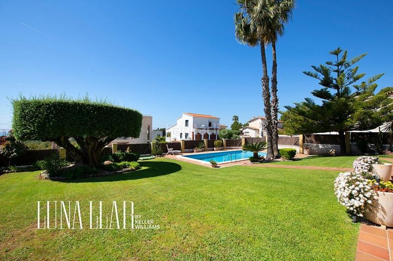 Foto 56233a1e-b79e-4563-b43e-f5e2df8cd44b. Casa amb calefacció a Ciutat jardí Bonanova Calafell