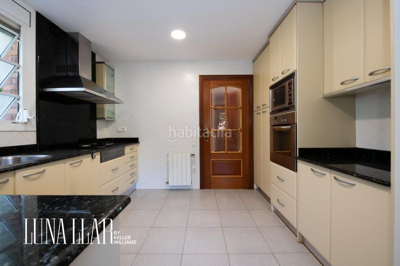 Foto 7796df65-4139-402f-b281-79d95d725e76. Casa amb calefacció a Bellamar Castelldefels