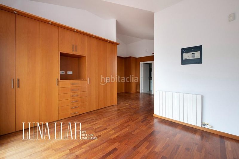 Foto 3ca38352-f6c5-4308-8720-7e916227a803. Casa amb calefacció a Gòtic Barcelona
