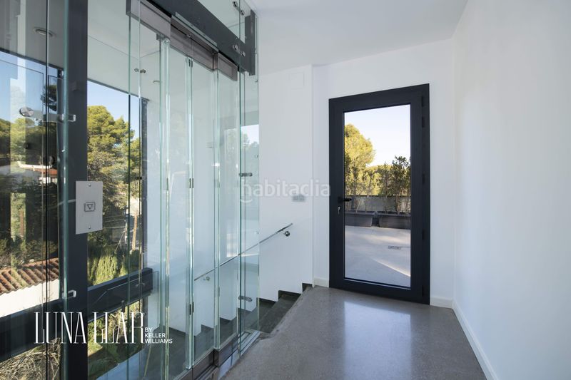 Foto 13772312-d0bd-4253-ad9f-0a06c531e2cd. Casa amb calefacció aparcament a Montmar Castelldefels