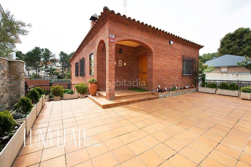 Foto eaacceb7-e362-4c5c-86e8-e149d6c0cc24. Casa amb calefacció aparcament a Montmar Castelldefels