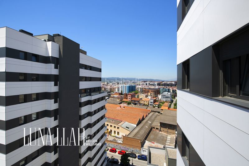 Foto 01c828ba-f7c2-44aa-ad5c-16e2d4d6b4a7. Pis amb calefacció aparcament piscina a Almeda - El Corte Inglés Cornellà de Llobregat