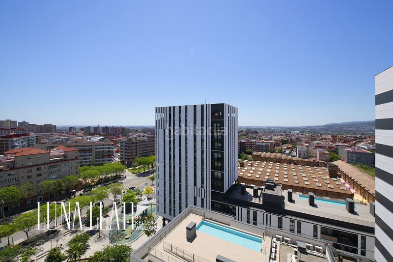 Foto 77679aca-40b9-4461-9645-5db3e7e70f1b. Pis amb calefacció aparcament piscina a Almeda - El Corte Inglés Cornellà de Llobregat