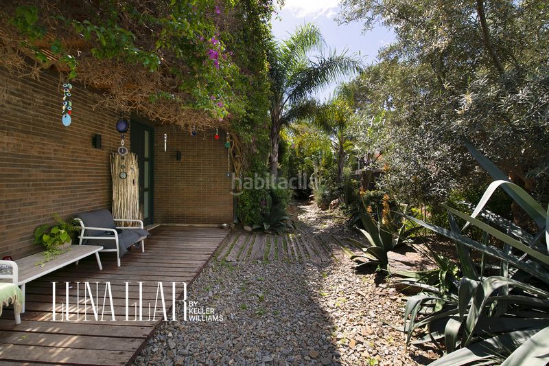 Foto 9dcb6845-efea-48bd-b3d4-50d6d33f15db. Casa amb aparcament piscina a Bellamar Castelldefels
