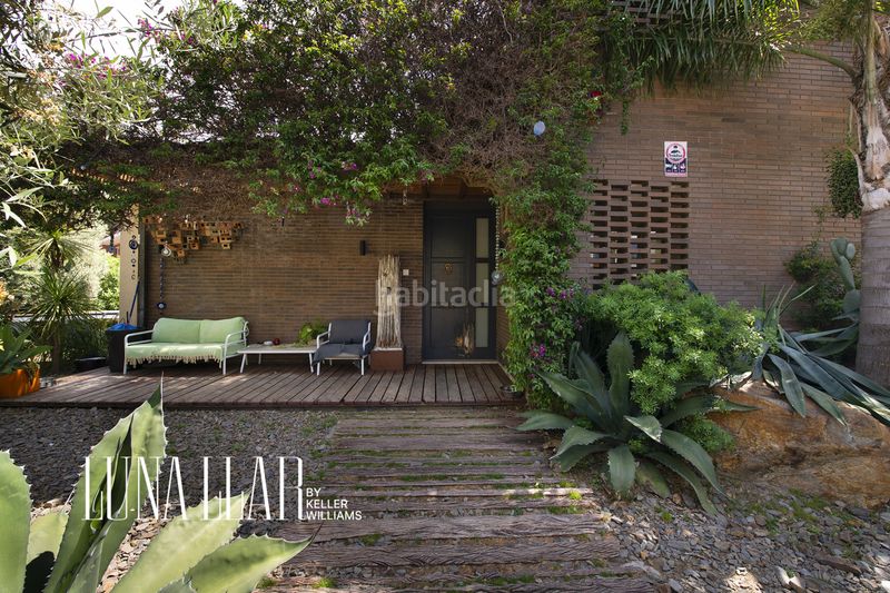 Foto a0b1a4a6-697e-46d3-ad85-c0f8ae950e17. Casa amb aparcament piscina a Bellamar Castelldefels