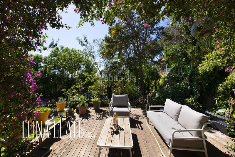 Foto b6424322-fb97-4fda-b183-9193dd7dde69. Casa amb aparcament piscina a Bellamar Castelldefels