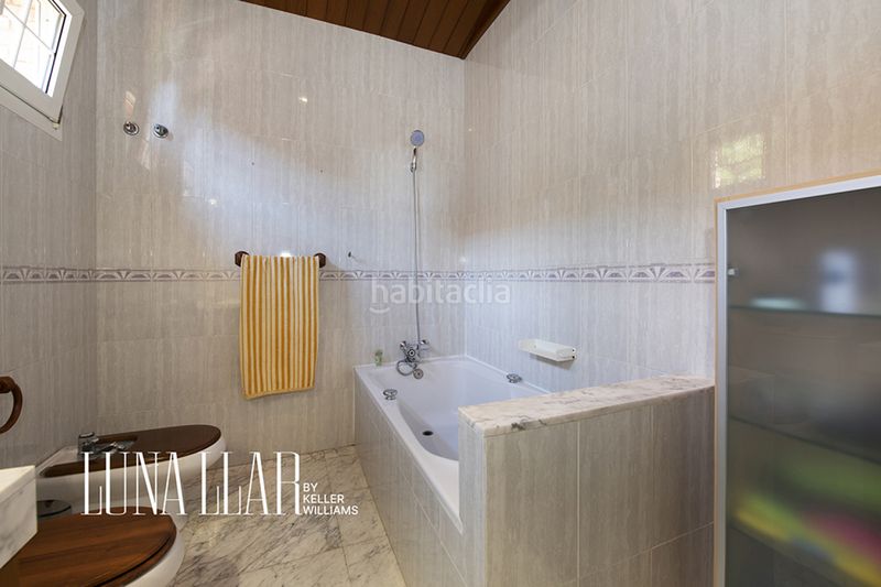 Foto 46c6ec1d-1529-49c9-9e3b-97a6d784186e. Casa amb calefacció aparcament piscina a Montmar Castelldefels