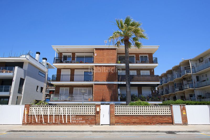 Foto 3f939bb5-4089-4d0b-9b21-5153d033572f. Pis amb piscina a Baixador Castelldefels