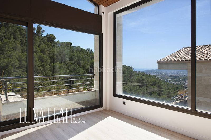 Foto 15a96a41-82d3-408f-a3e2-cc81c07097e6. Casa amb aparcament a Levantina - Montgavina - Quintmar Sitges