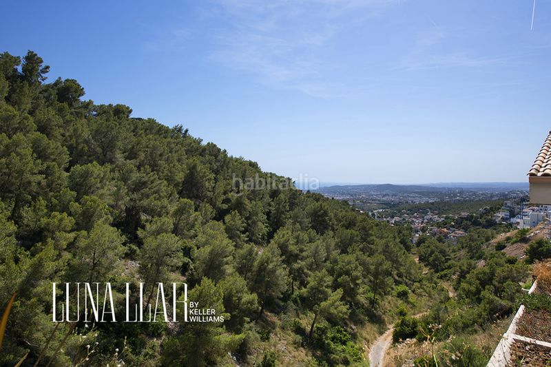 Foto 2dbfb6ea-6005-48df-8a37-2b69205f44f9. Casa amb aparcament a Levantina - Montgavina - Quintmar Sitges
