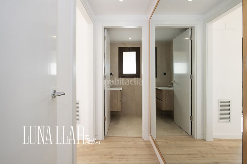 Foto 43738b3e-bb8c-41c0-a94d-0d2fc1b58a06. Casa amb aparcament a Levantina - Montgavina - Quintmar Sitges