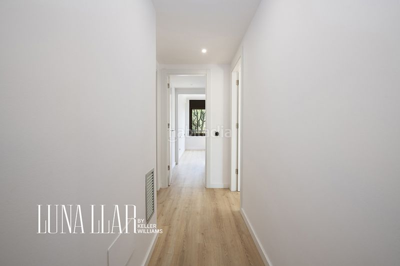 Foto b8258415-eb53-452f-b14f-5b5067558f67. Casa amb aparcament a Levantina - Montgavina - Quintmar Sitges