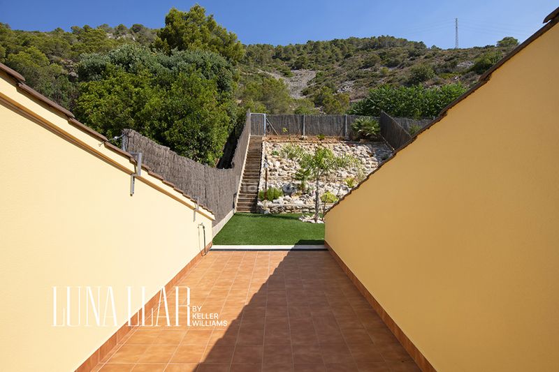 Foto 69c9d753-fa3b-4664-aa7f-d6266bc5cca8. Casa adossada amb calefacció aparcament piscina a Sitges