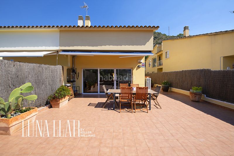 Foto d79224ba-9907-4f05-a3c8-0b0f7ea32f52. Casa adossada amb calefacció aparcament piscina a Sitges