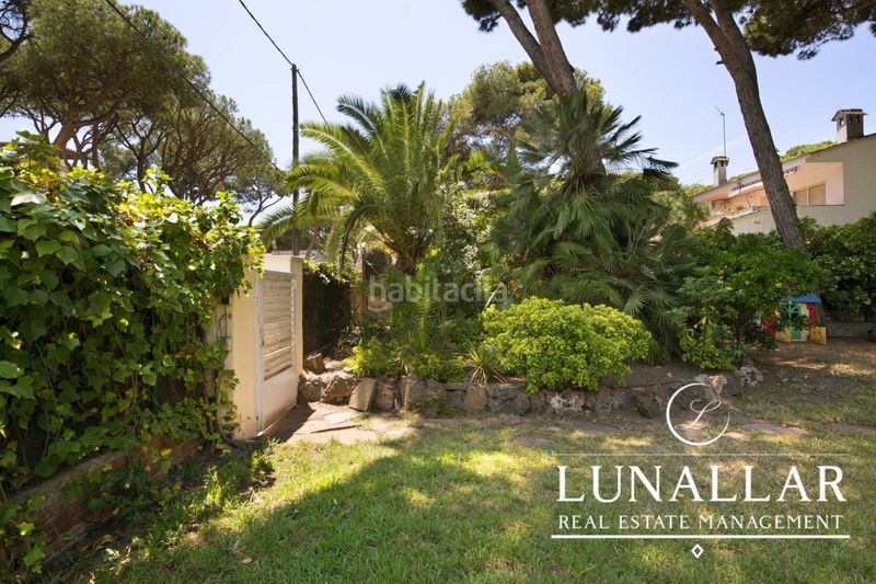 Foto db268ea9-7110-4dce-82fe-a81452656e72. Casa amb aparcament a La Pineda Castelldefels