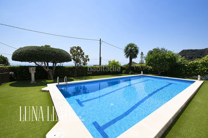Foto 47cf1e89-d838-422d-a9e8-d8fd2b77bed5. Casa amb calefacció aparcament piscina a Bruguers Gavà