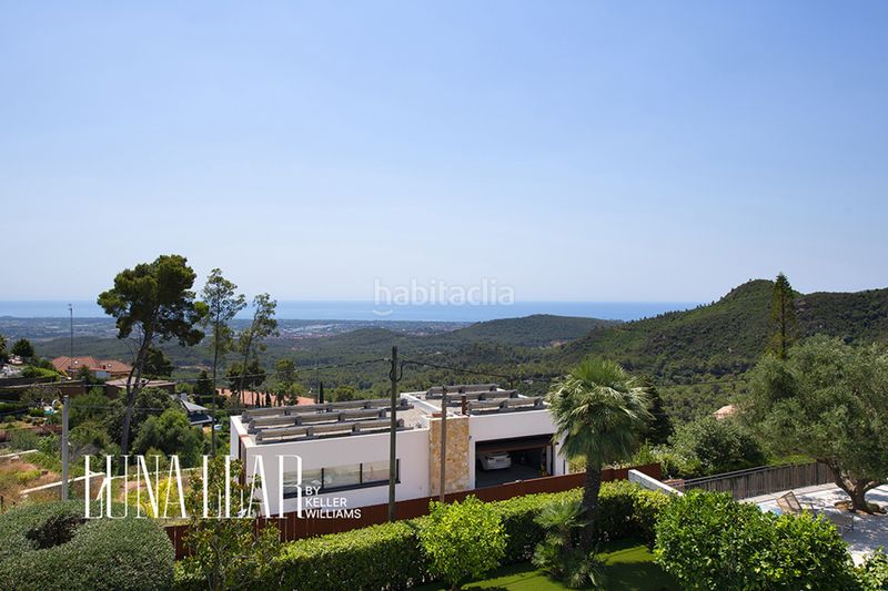 Foto 4b7ac8af-dd5a-40d8-b3ea-c3c488e1935c. Casa amb calefacció aparcament piscina a Bruguers Gavà