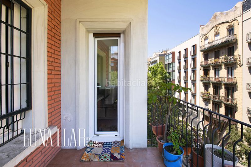Foto 0a8464d4-878e-4866-ae9a-552903010f81. Pis a Sant Antoni Barcelona