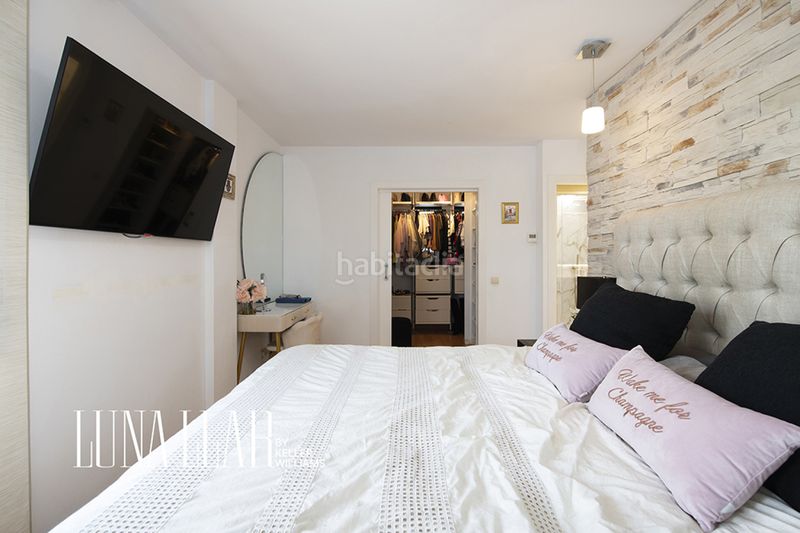 Foto 2112f102-f0bc-432e-960d-316b8b329a56. Rent house with parking in les botigues de Sitges Sitges