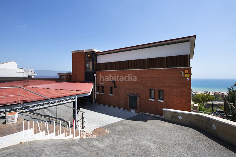 Foto 7da9d685-5abc-46c8-bb65-76ea6176bb6c. Rent house with parking in les botigues de Sitges Sitges