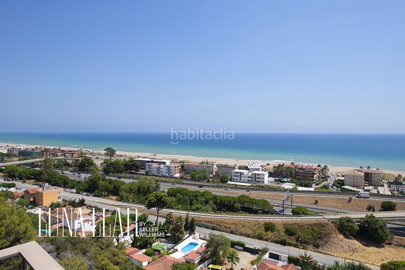 Foto 80589245-ab67-4eba-a0b6-e0a068de9d8a. Rent house with parking in les botigues de Sitges Sitges