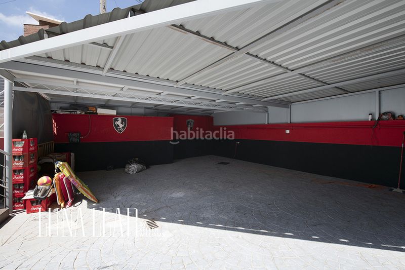 Foto b4068669-efa9-44a1-acf9-2c70833b1c5a. Rent house with parking in les botigues de Sitges Sitges