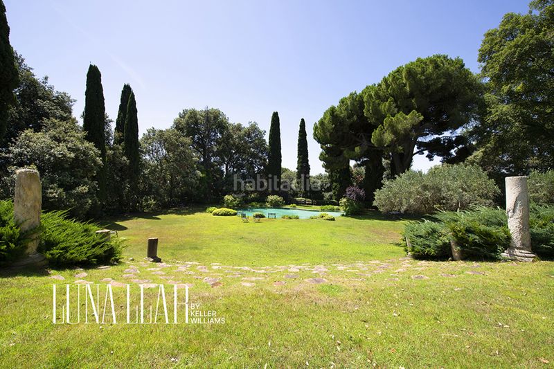 Foto ba62e3ba-a3cf-4b32-a525-f3739d68ab7a. Casa amb aparcament piscina a Les Creus Pineda de Mar