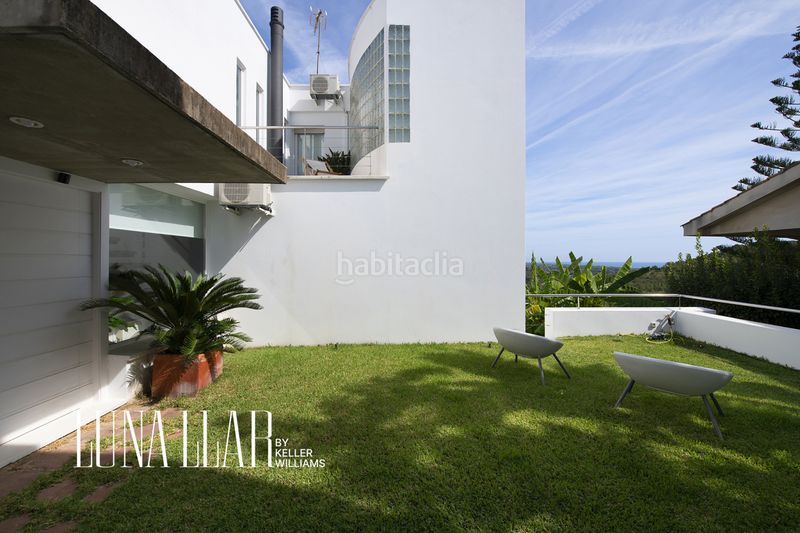 Foto 04ba66b4-9f32-4b21-b3d2-95fd95121597. Casa amb calefacció aparcament a Bellamar Castelldefels