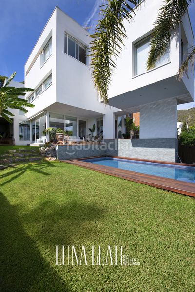 Foto 9ec5f8fd-2a39-4680-84b4-28531e242665. Casa amb calefacció aparcament a Bellamar Castelldefels