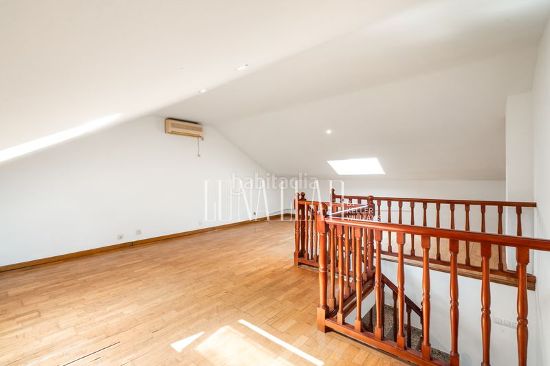 Foto a26eccaa-c499-4593-8060-11a3bd1d4cb6. Casa amb calefacció aparcament piscina a El Poal Castelldefels