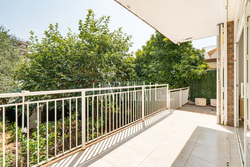 Foto caba5d51-e90a-4cca-8348-cede225d6860. Casa amb calefacció aparcament piscina a El Poal Castelldefels
