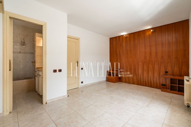 Foto d4aa127d-d889-4672-bd37-c28c13116ed0. Casa amb calefacció aparcament piscina a El Poal Castelldefels