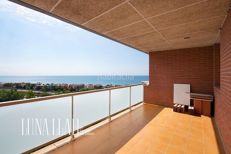 Foto 46095a27-d877-444a-9313-1013bb6fc554. Àtic a les botigues de Sitges Sitges