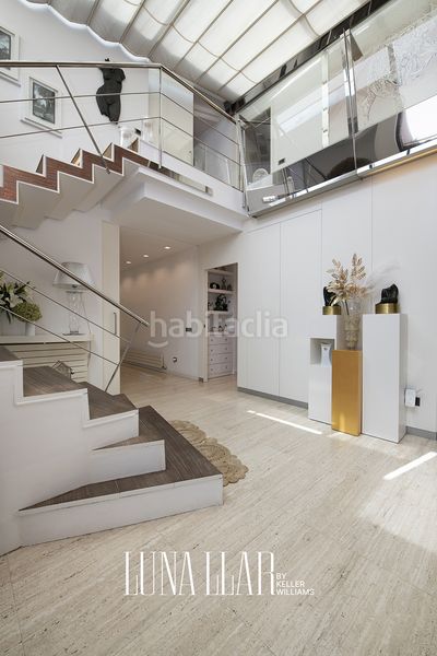 Foto 0befcac4-1761-42c0-8b1d-46d7e1437f46. Casa amb piscina a Montmar Castelldefels