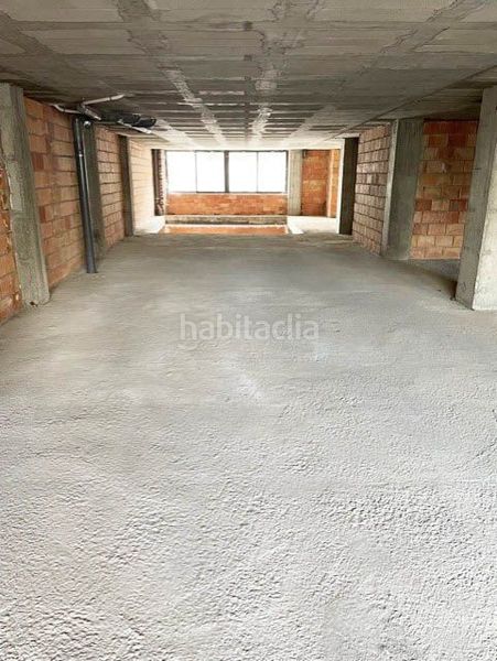 Foto 2b89b0fa-13bd-48ed-9af0-13a3ff72b1f3. Local comercial a Balaguer