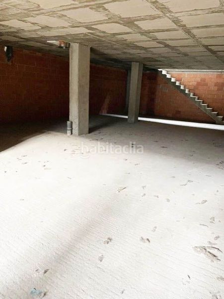 Foto f4da2698-ca63-4de4-8f6e-5f7ef9337ab1. Local comercial a Balaguer