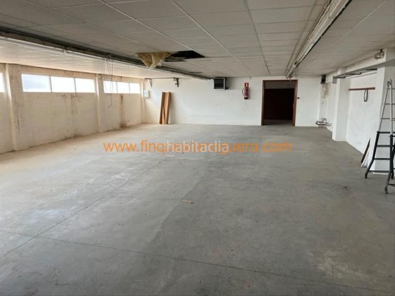 Foto c8264303-8546-4233-8580-9cdeed332a3f. Location local commercial dans Bellcaire d´Urgell