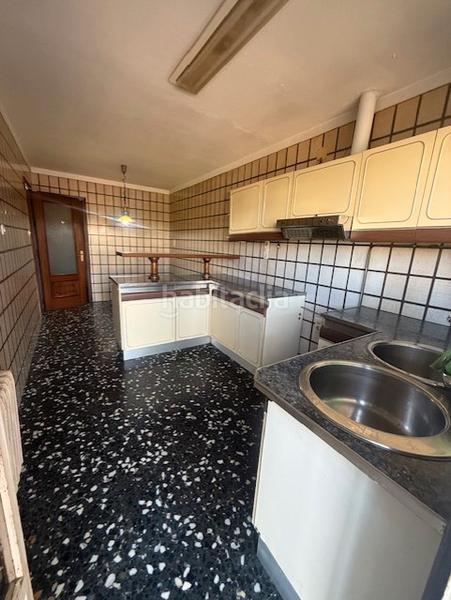 Foto 52156b8a-5027-4ae2-aed5-d21348107155. Haus mit kamin heizung parking in Balaguer