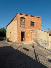 Maison à Avellanes i Santa Linya (Les). Casa amb magatzem