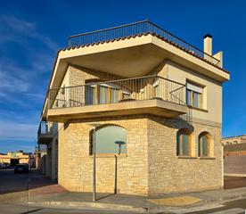 Xalet a Bellpuig. Chalet en venta en bellpuig, 4 dormitorios.