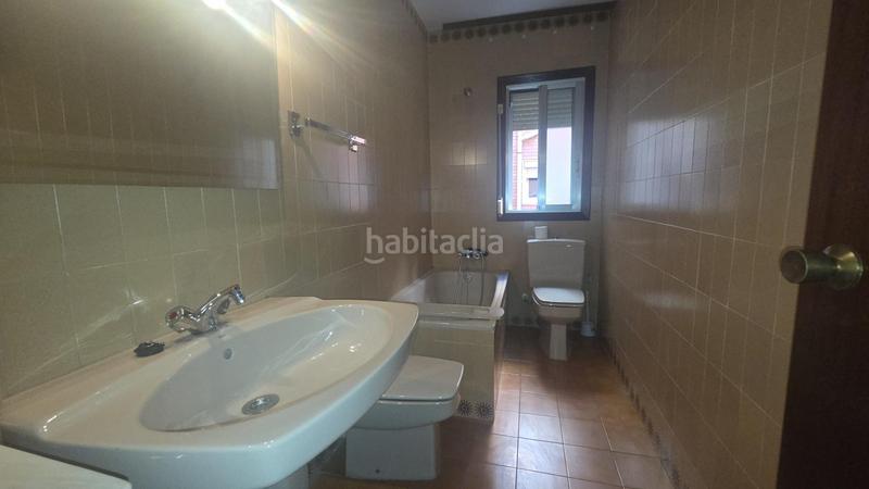 Foto 2c1bff18-06b4-4296-8cfd-0fae4043347b. Pis a Instituts-Universitat Lleida