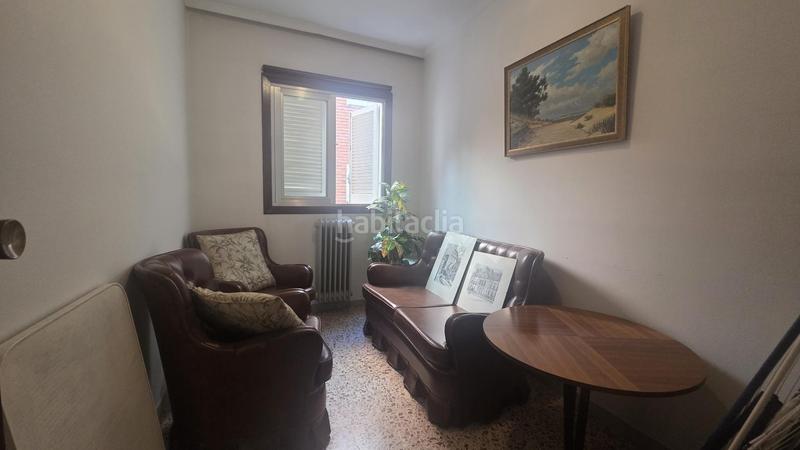 Foto b0a94eba-3633-4baa-9d86-10b2451ecc9d. Pis a Instituts-Universitat Lleida