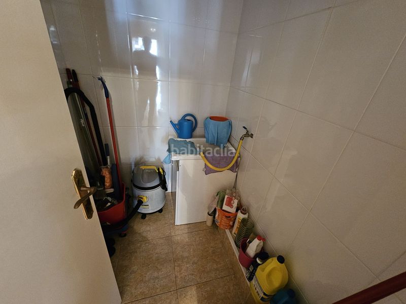 Foto e0a5f891-1bab-4f03-bdda-53d9c4e033b8. Local comercial a Instituts-Universitat Lleida